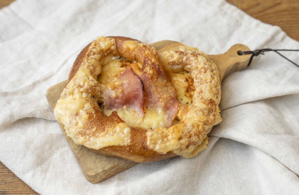 Schinken-Käse-Breze